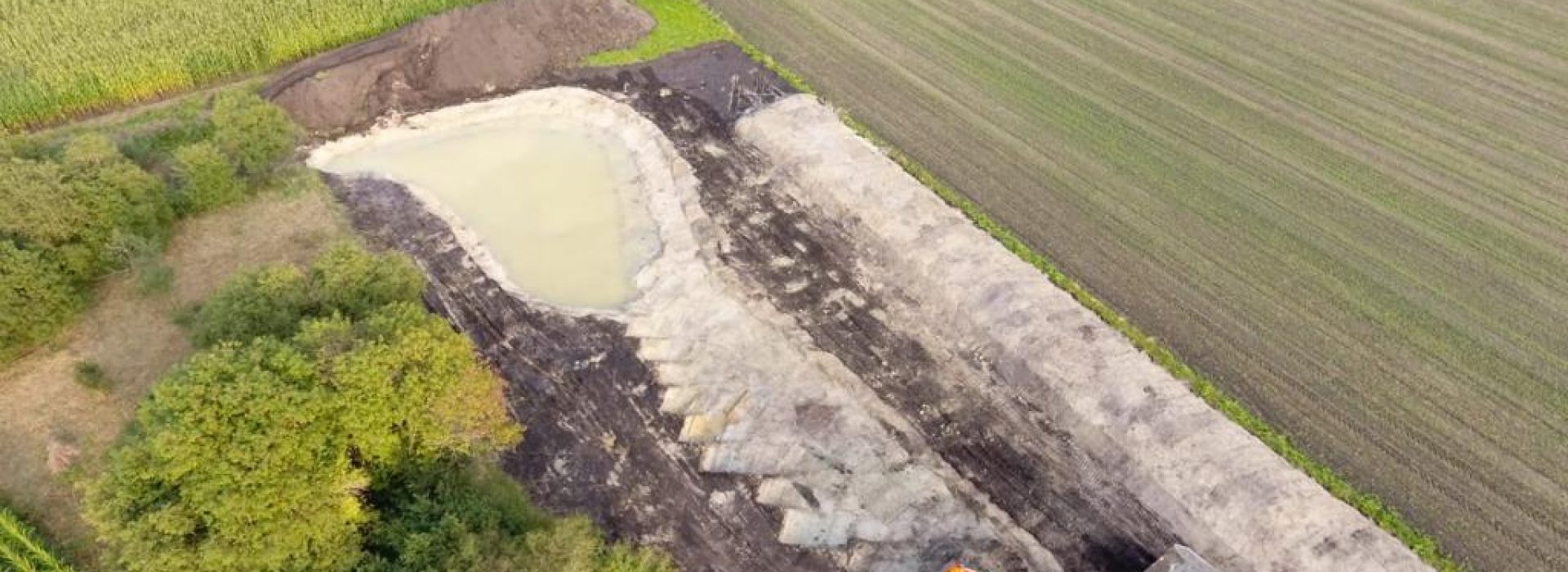 59ff2bd8-bab3-43df-8edd-129cf02ab8be